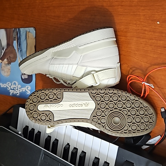 Ivy Park Edition Adidas forums by Blue Ivy - Picture 12 of 12